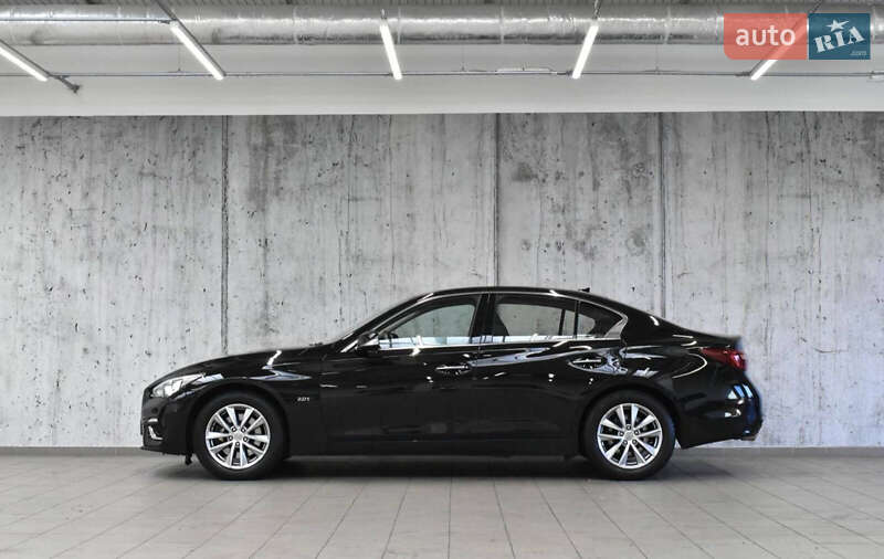 Infiniti Q50 2017