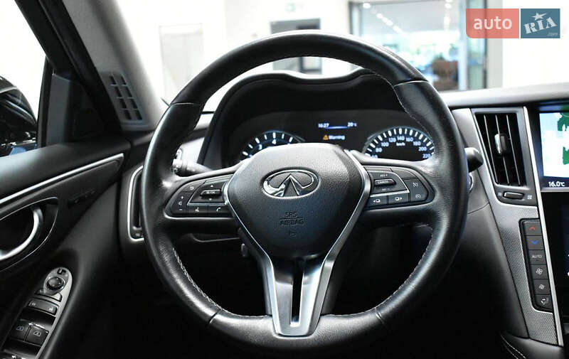 Седан Infiniti Q50 2017 в Одесі