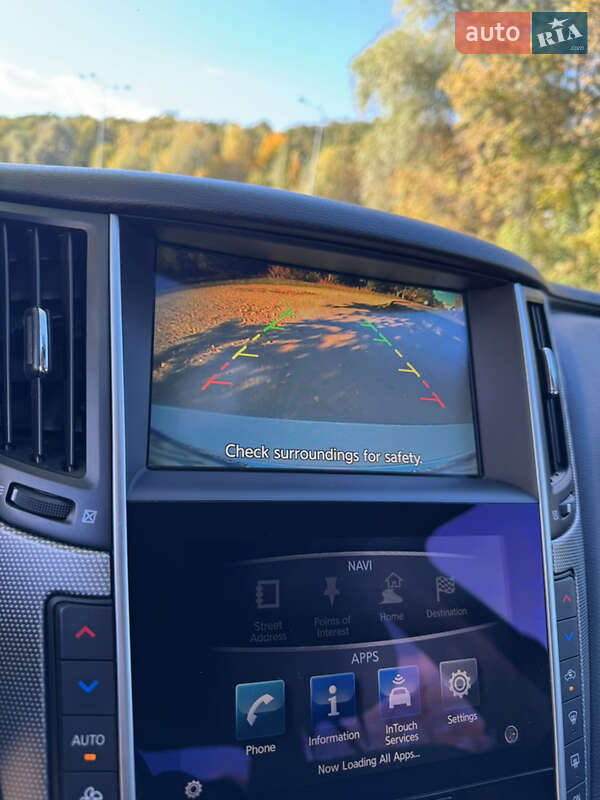 Седан Infiniti Q50 2016 в Дніпрі