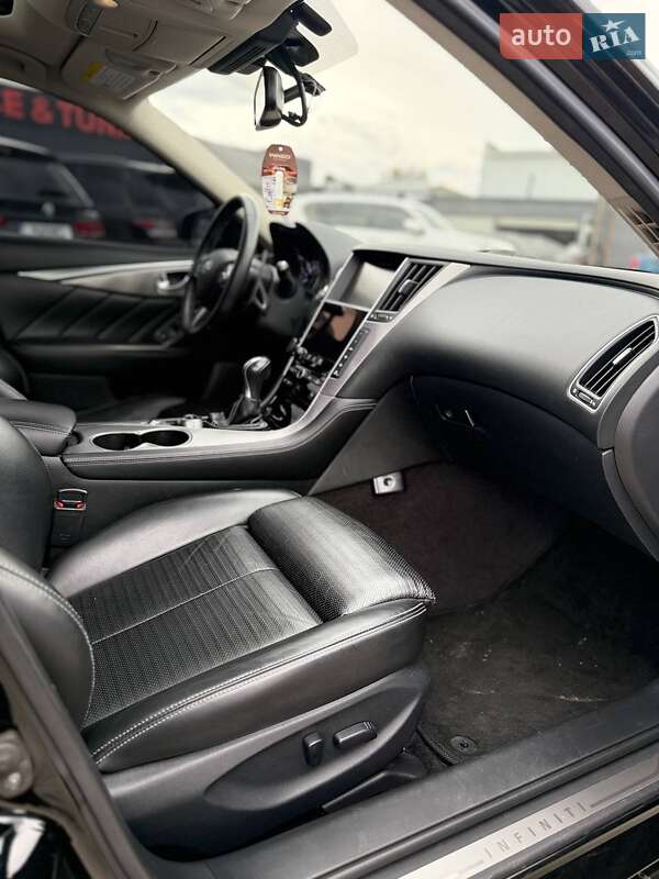 Седан Infiniti Q50 2016 в Одессе фото 16 Седан Infiniti Q50 2016 в Одессе