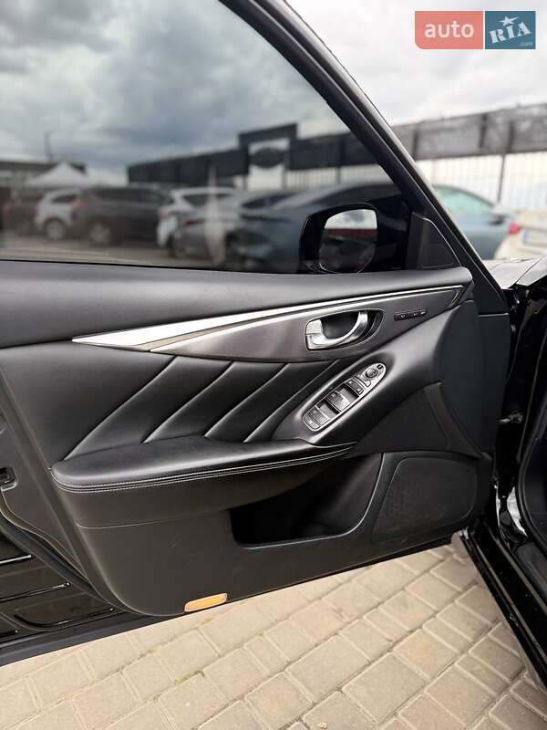 Седан Infiniti Q50 2016 в Одессе фото 10 Седан Infiniti Q50 2016 в Одессе