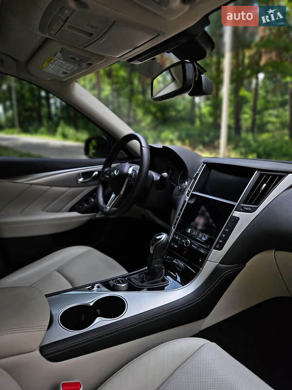 Седан Infiniti Q50 2023 в Львове фото 12 Седан Infiniti Q50 2023 в Львове