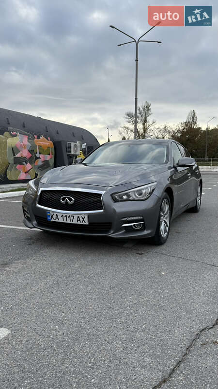 Infiniti Q50 2016