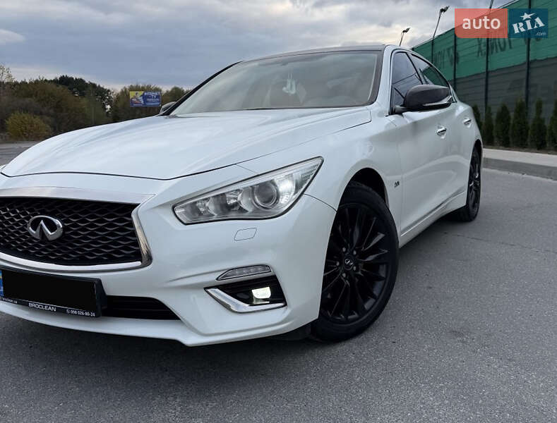 Седан Infiniti Q50 2018 в Киеве