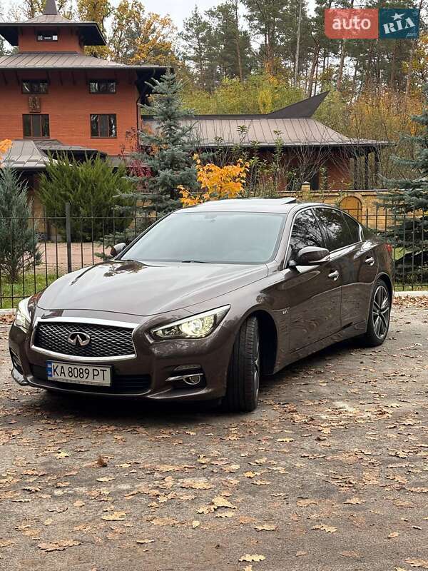 Седан Infiniti Q50 2014 в Киеве