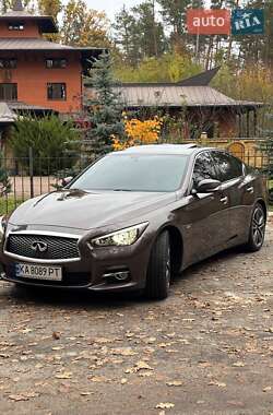 Седан Infiniti Q50 2014 в 