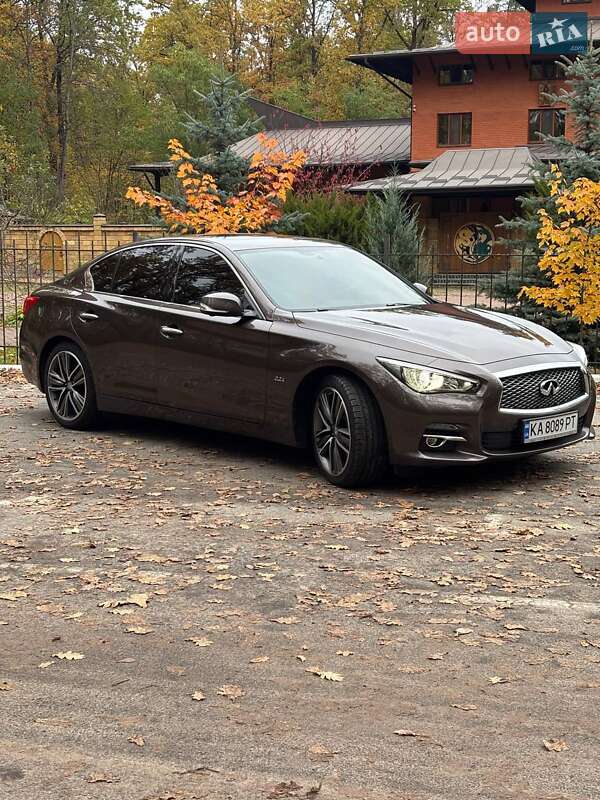 Седан Infiniti Q50 2014 в Киеве