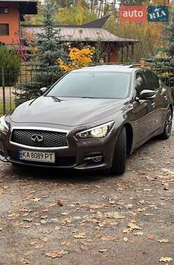 Седан Infiniti Q50 2014 в 