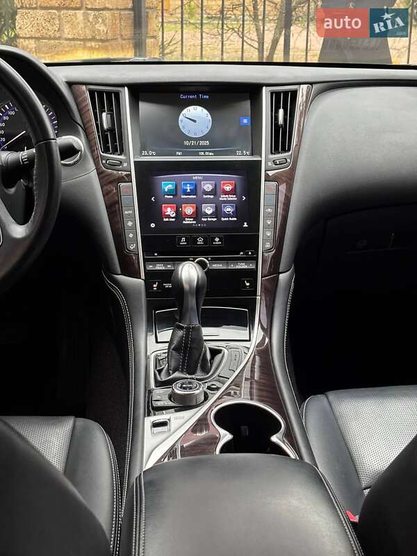 Седан Infiniti Q50 2014 в Киеве