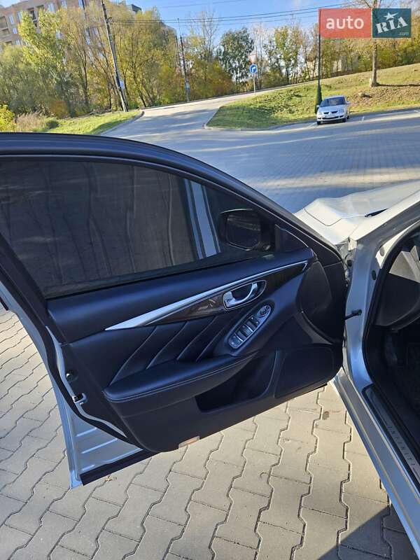 Седан Infiniti Q50 2017 в Деражні