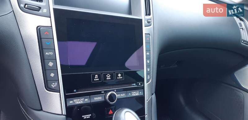 Седан Infiniti Q50 2017 в Вінниці