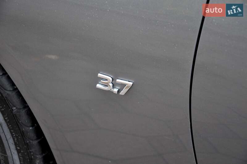 Седан Infiniti Q50 2015 в Львове