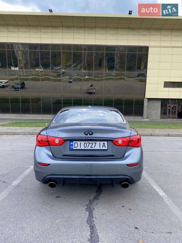 Седан Infiniti Q50 2016 в Запорожье