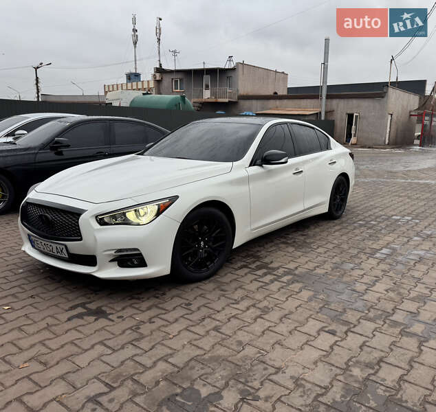 Седан Infiniti Q50 2015 в Кривом Роге фото 3 Седан Infiniti Q50 2015 в Кривом Роге