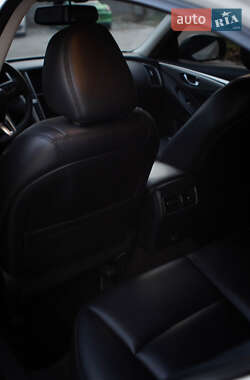 Седан Infiniti Q50 2020 в Львове