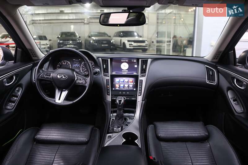 Седан Infiniti Q50 2017 в Києві