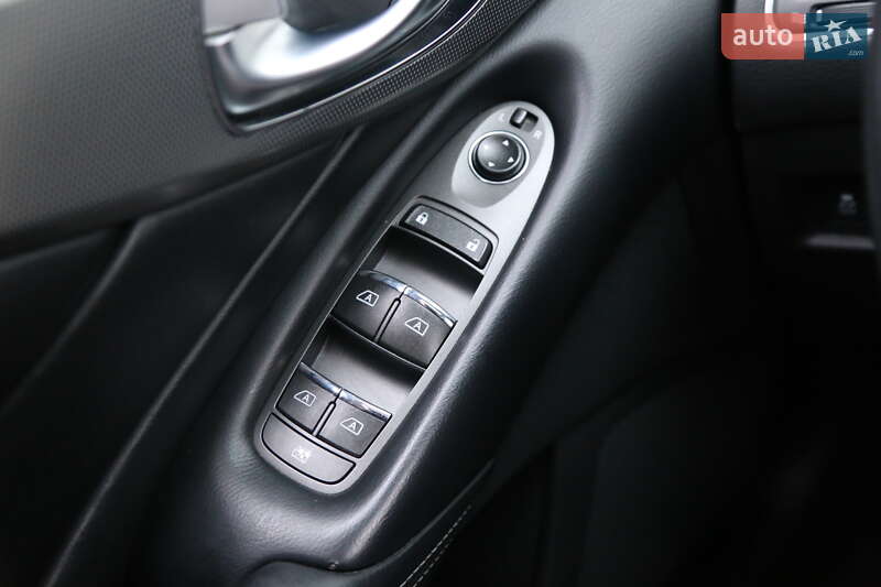 Седан Infiniti Q50 2017 в Києві