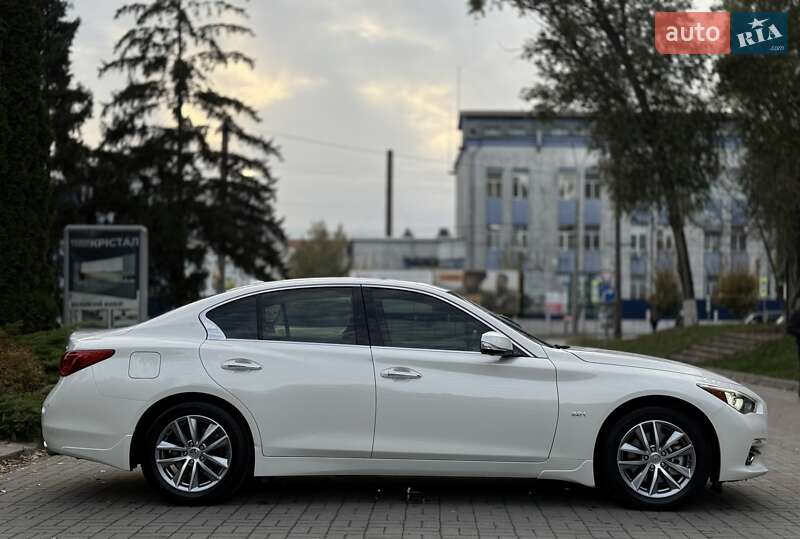 Седан Infiniti Q50 2016 в Тернополе фото 22 Седан Infiniti Q50 2016 в Тернополе