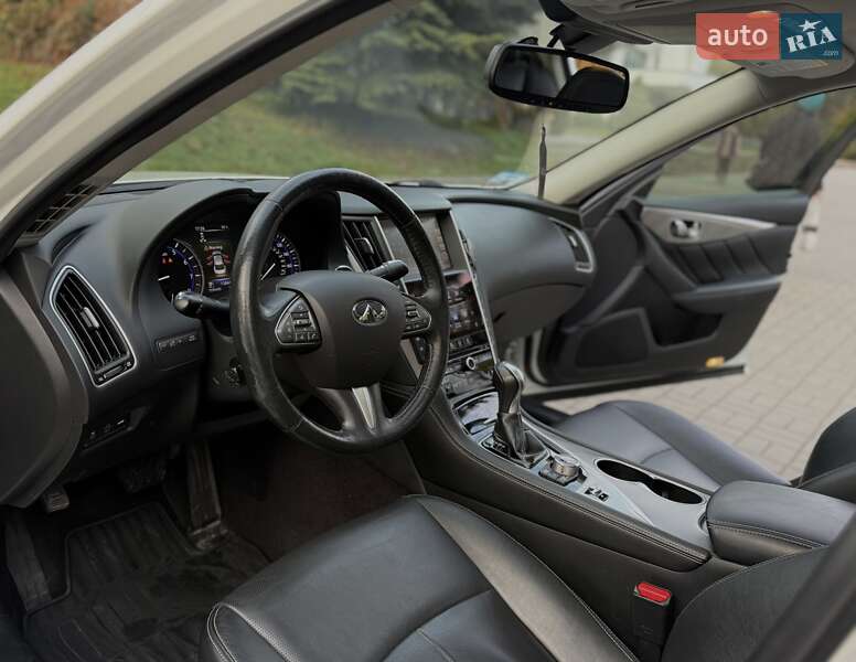 Седан Infiniti Q50 2016 в Тернополе фото 28 Седан Infiniti Q50 2016 в Тернополе