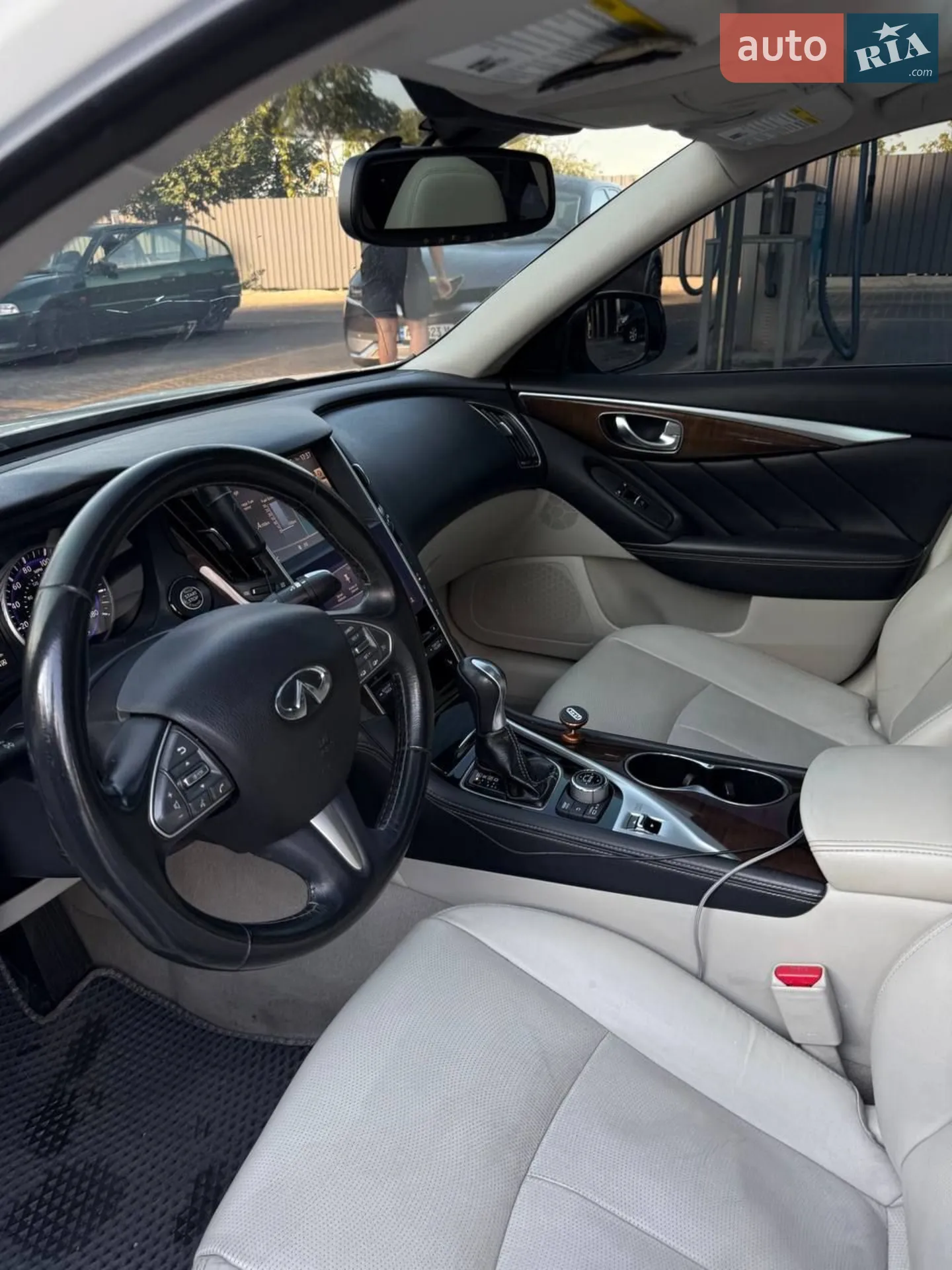 2015 Infiniti Q50 - мініатюра 5