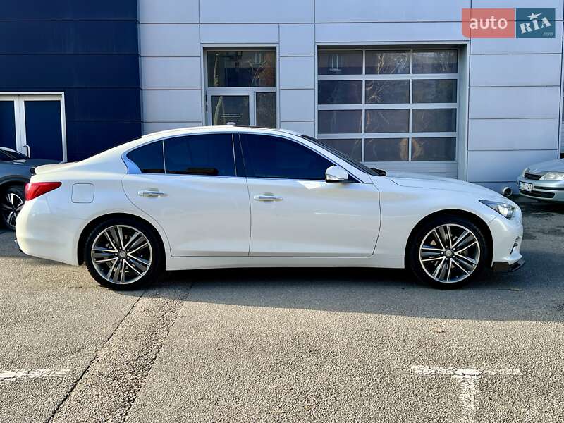 Седан Infiniti Q50 2016 в Харькове фото 4 Седан Infiniti Q50 2016 в Харькове
