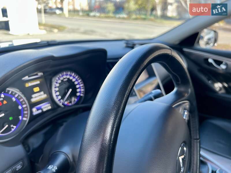 Седан Infiniti Q50 2016 в Харькове фото 21 Седан Infiniti Q50 2016 в Харькове