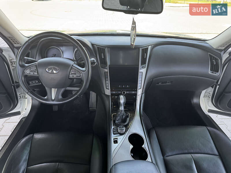 Седан Infiniti Q50 2015 в Одессе фото 25 Седан Infiniti Q50 2015 в Одессе