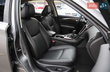 Седан Infiniti Q50 2017 в Киеве