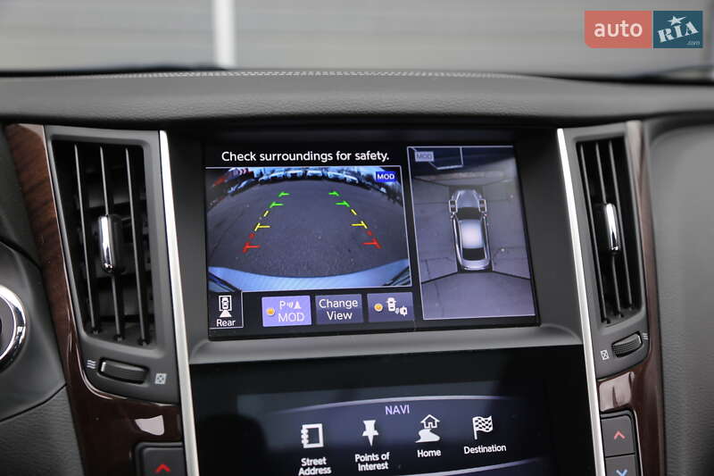 Седан Infiniti Q50 2017 в Киеве