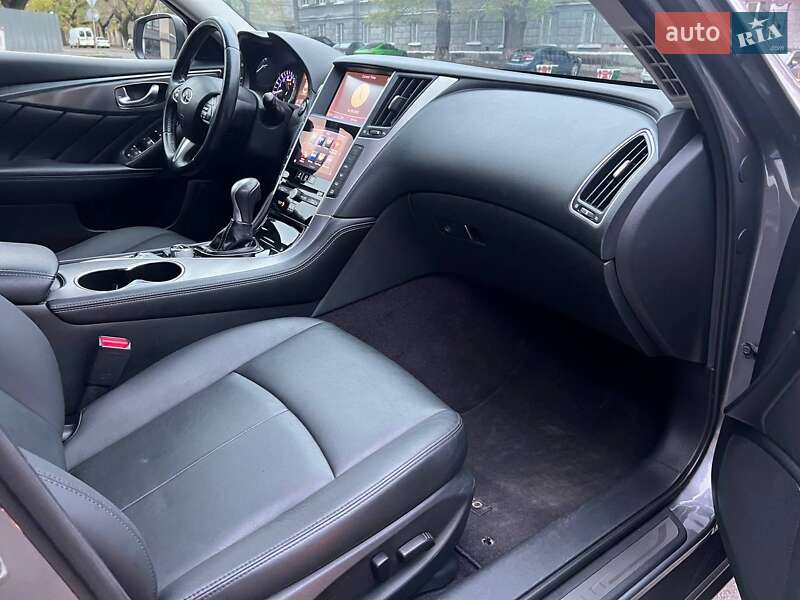 Седан Infiniti Q50 2016 в Одессе фото 27 Седан Infiniti Q50 2016 в Одессе