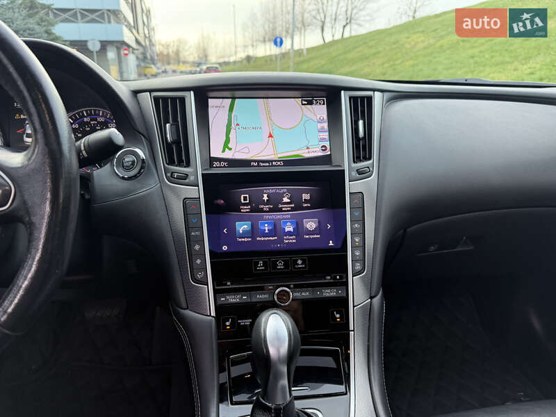 Седан Infiniti Q50 2016 в Киеве