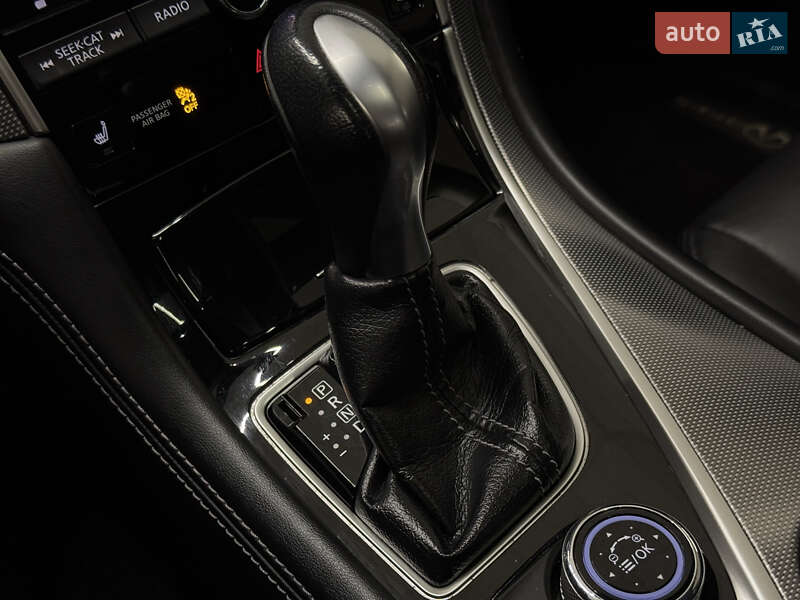 Седан Infiniti Q50 2016 в Николаеве фото 38 Седан Infiniti Q50 2016 в Николаеве