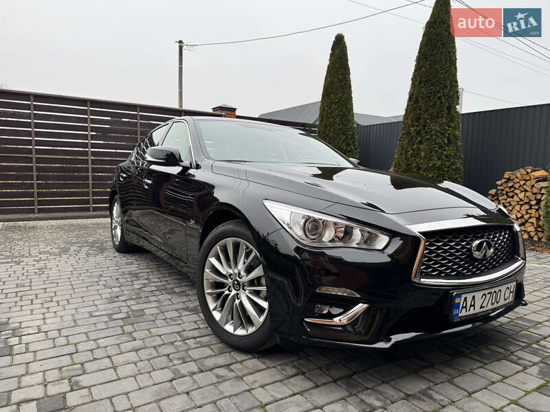 Седан Infiniti Q50 2021 в Киеве