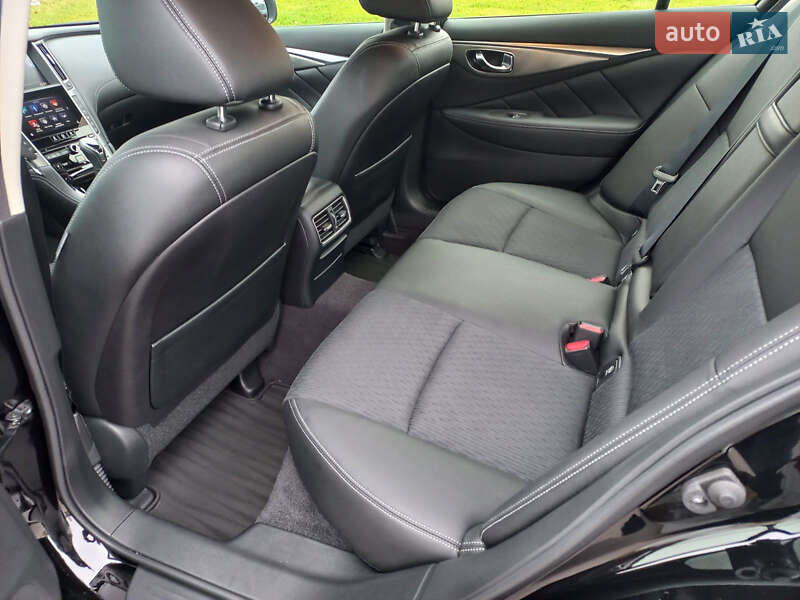 Седан Infiniti Q50 2021 в Киеве