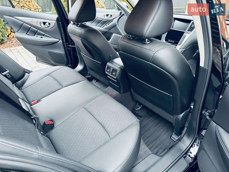 Седан Infiniti Q50 2021 в Киеве