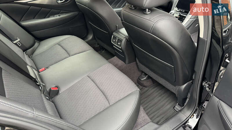 Седан Infiniti Q50 2021 в Киеве