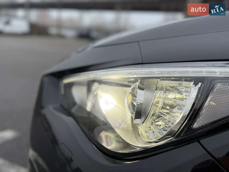 Седан Infiniti Q50 2019 в Киеве фото 17 Седан Infiniti Q50 2019 в Киеве