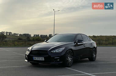 Седан Infiniti Q50 2016 в Ровно