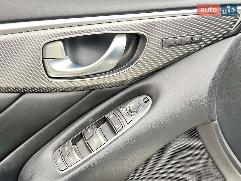 Седан Infiniti Q50 2014 в Чернигове фото 18 Седан Infiniti Q50 2014 в Чернигове
