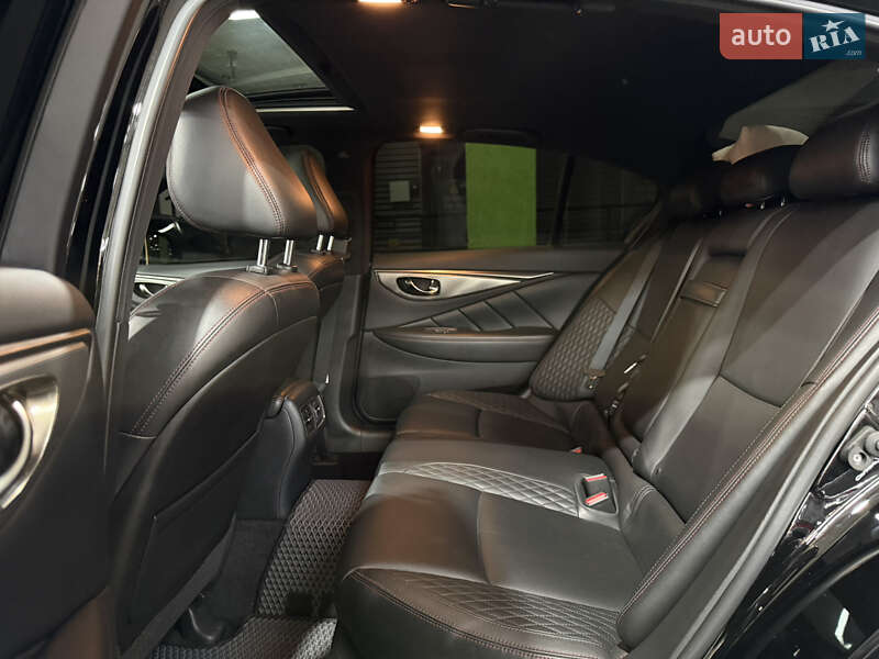 Седан Infiniti Q50 2018 в Киеве