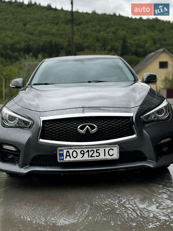 Infiniti Q50 2015