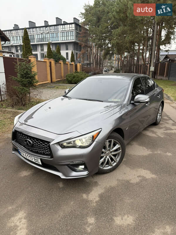 Infiniti Q50 2015