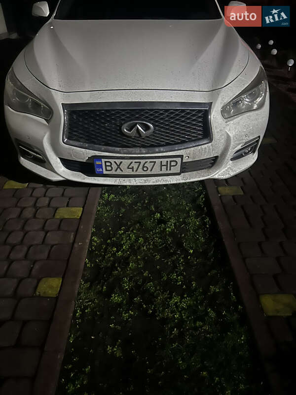 Седан Infiniti Q50 2014 в Львові фото 17 Седан Infiniti Q50 2014 в Львові