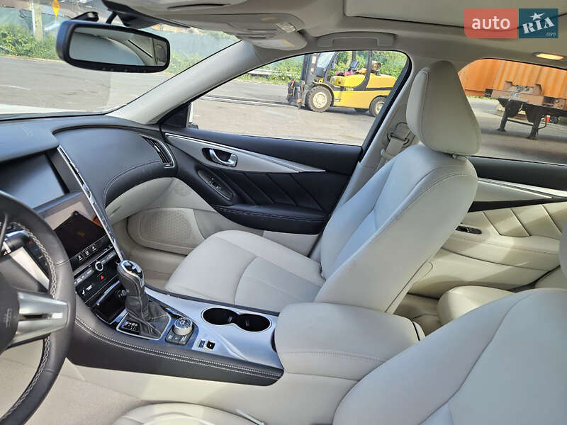 Седан Infiniti Q50 2019 в Луцьку