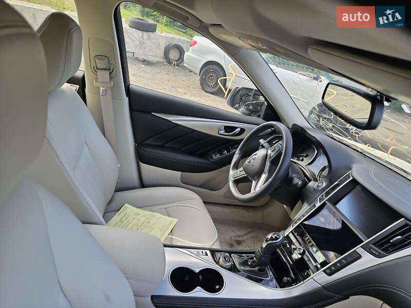 Седан Infiniti Q50 2019 в Луцьку