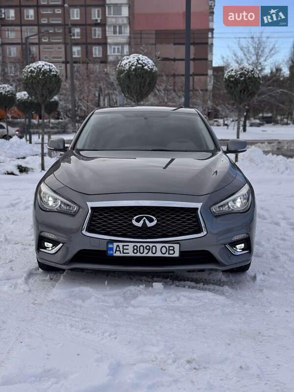Infiniti Q50 2017