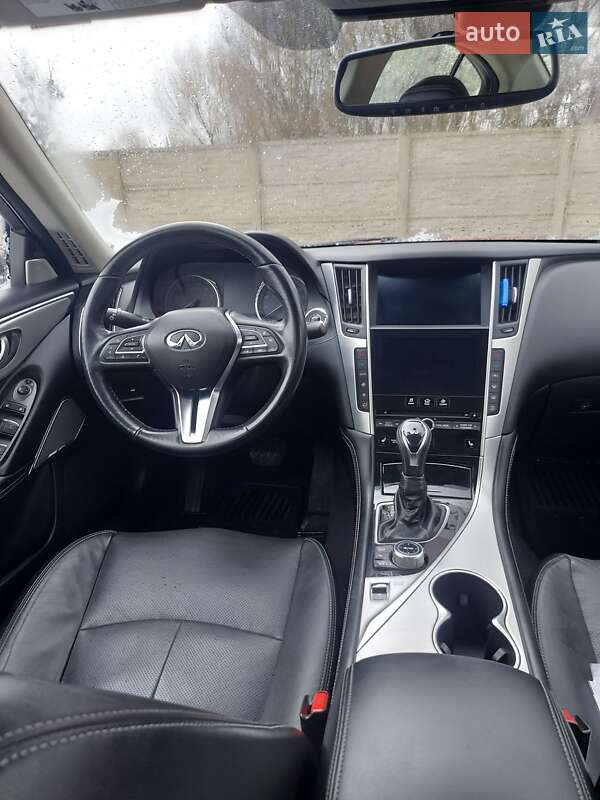 Седан Infiniti Q50 2020 в Луцьку
