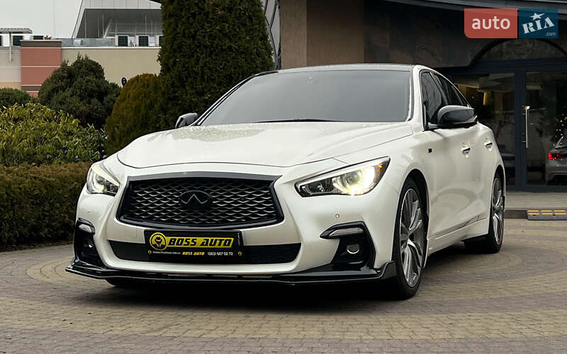 Седан Infiniti Q50 2017 в Львові