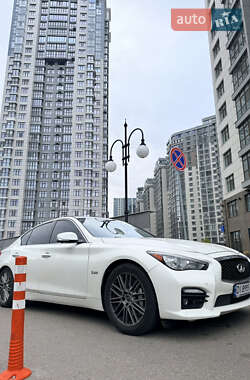 Седан Infiniti Q50 2016 в Киеве