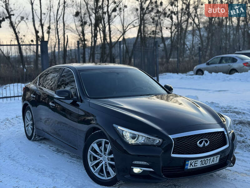 Infiniti Q50 2014